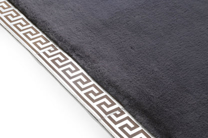 Medusa Patterned Gray Plush Rug with Silver Foil